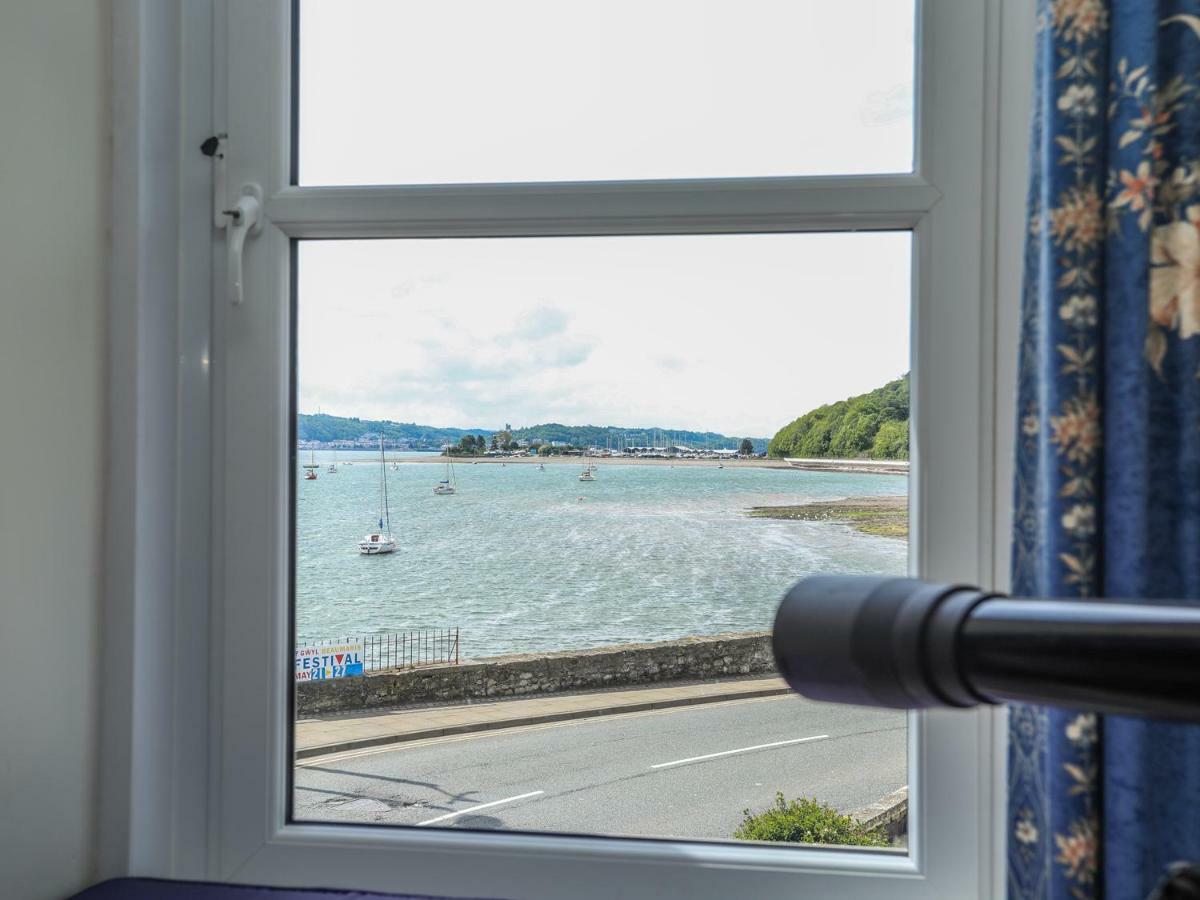 Gadlys House - Waters Edge Lägenhet Beaumaris Exteriör bild